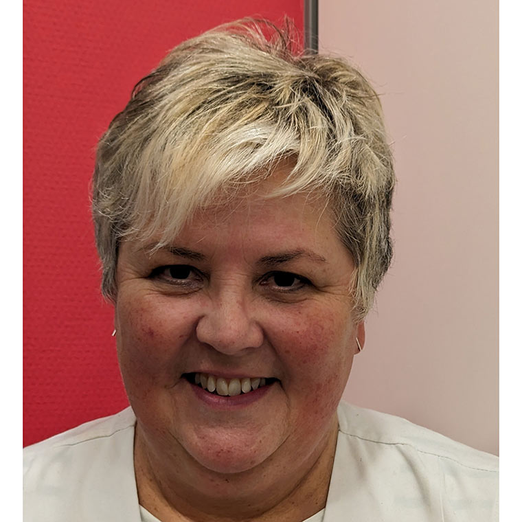 Elke Elke Aug, Wittelsbacher Apotheke